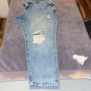 Women's Straight Leg Jeans - Light Blue